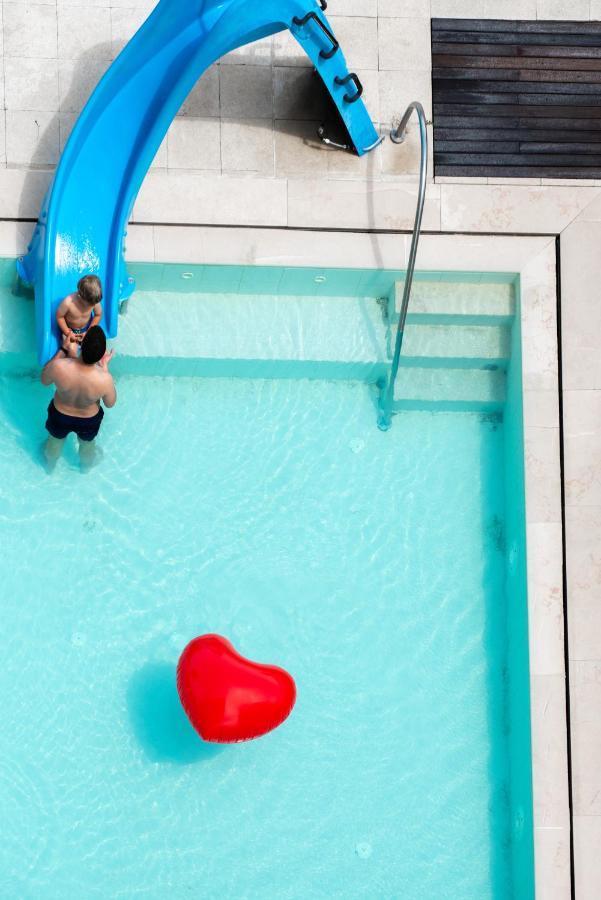 Hotel Fedora Riccione Kültér fotó