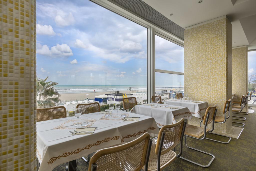 Hotel Fedora Riccione Kültér fotó